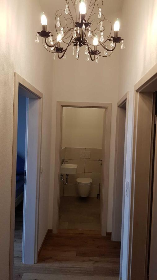 Schoch Apartment *
